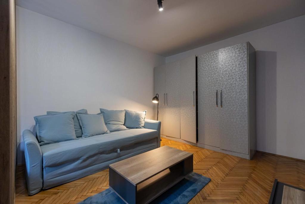 Lumiere Luxe Suites Белград Экстерьер фото